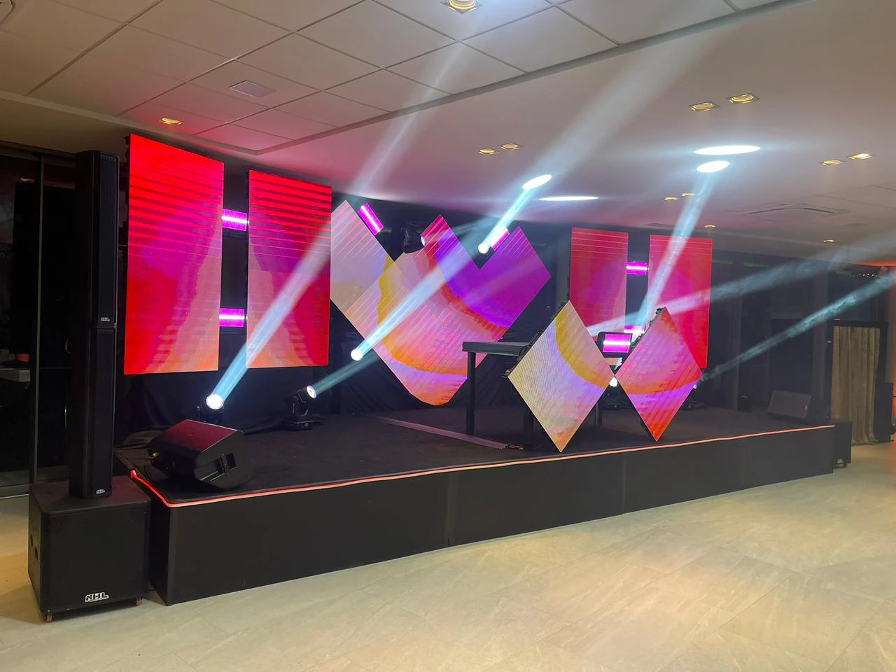 Iluminação para eventos empresariais